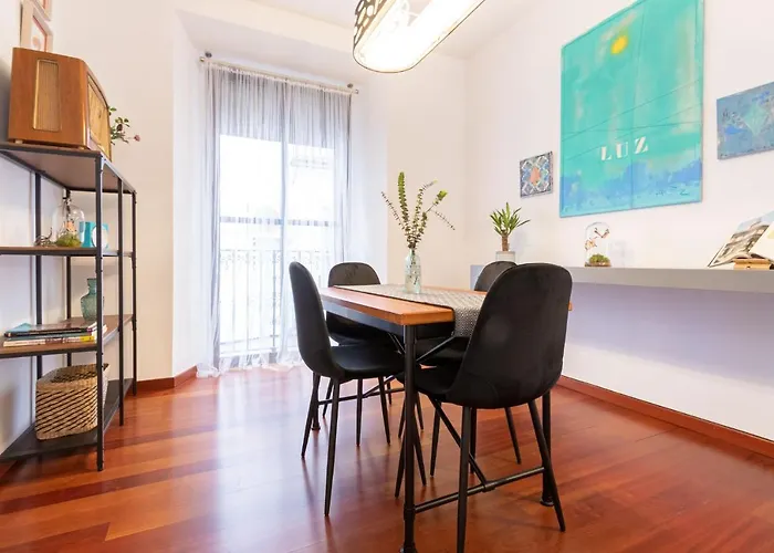 Madrono Regina 아파트 세비야