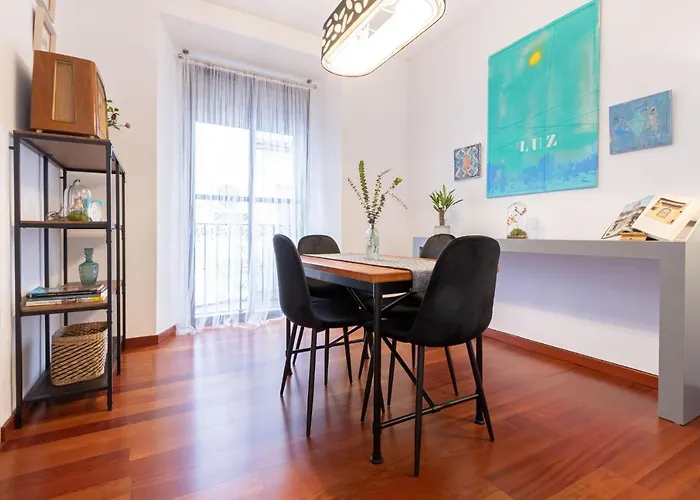 Madrono Regina 아파트 세비야