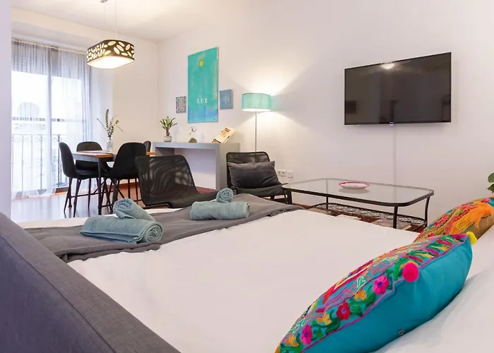 Madrono Regina 아파트 세비야